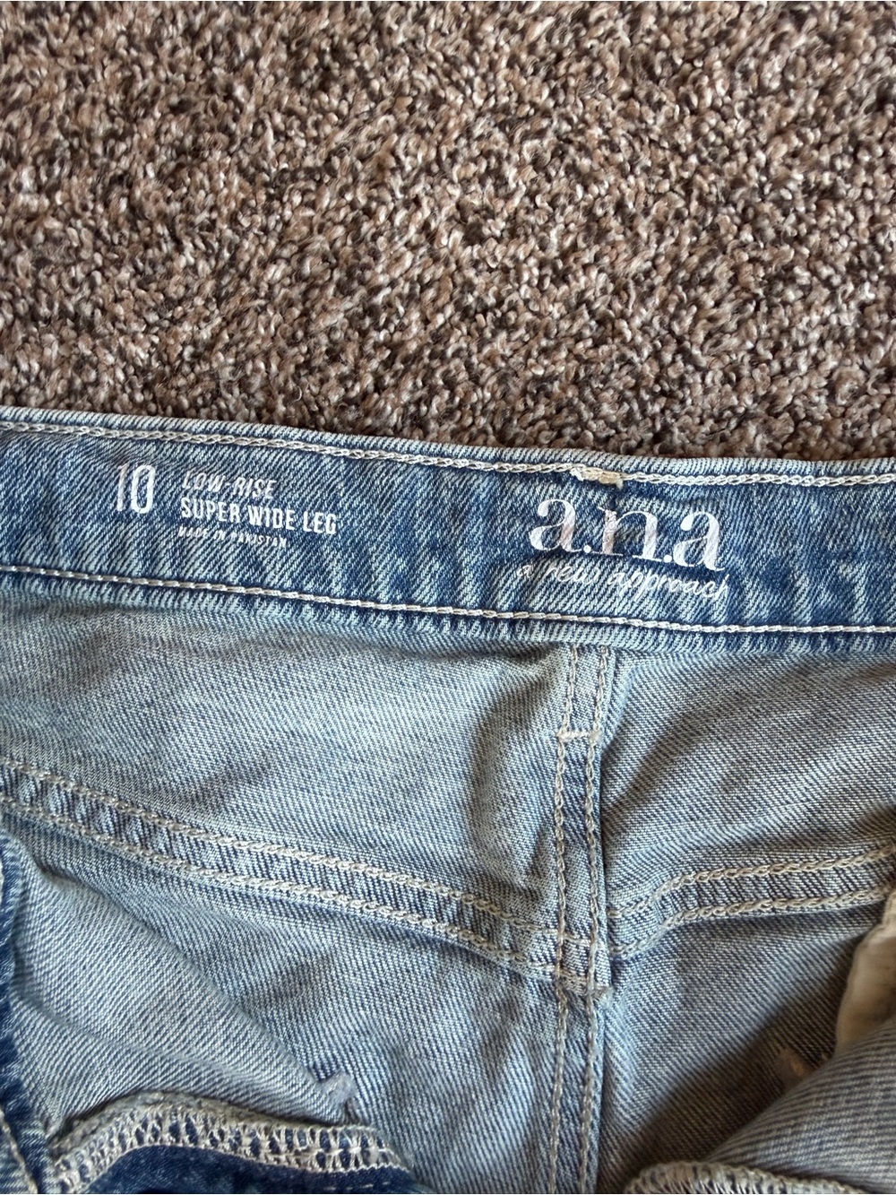 a.n.a Light Wash Low-Rise Super Wide Leg Jeans